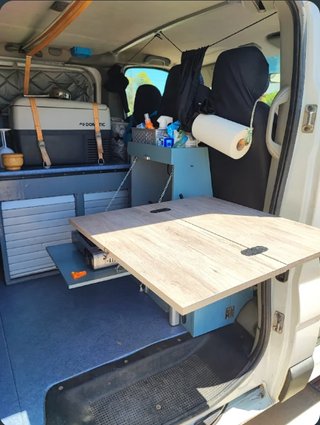 Opel Vivaro, ITV 04/2027, perfecta para vivir
