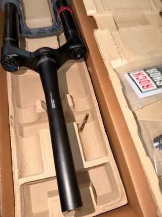RockShox ZEB Ultimate 38mm 180mm Horquilla Nueva