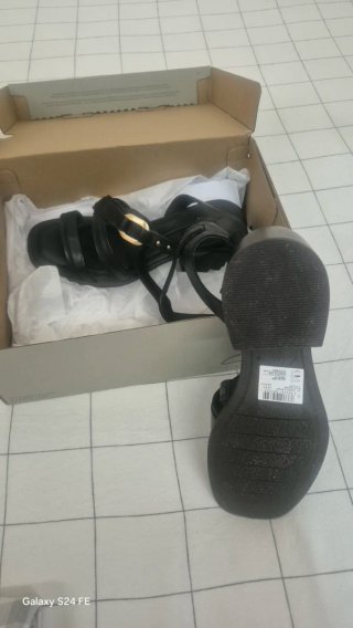 Sandalias Clarks Negras Mujer