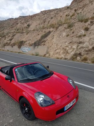 Toyota MR2 2000