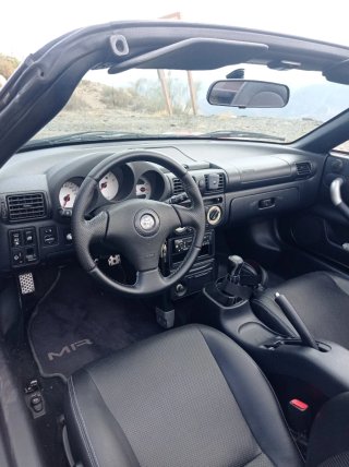 Toyota MR2 2000