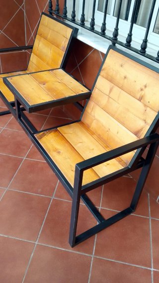 Banco di ferro e legno