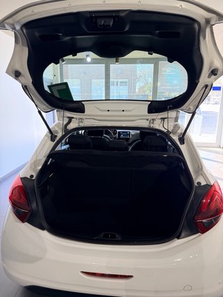 Peugeot 208 2018