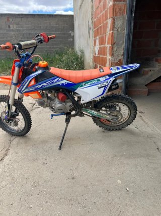 Moto Motocross Naranja y Azul Pitbike 140cc