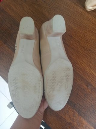 Zapato de piel Pitillos beige