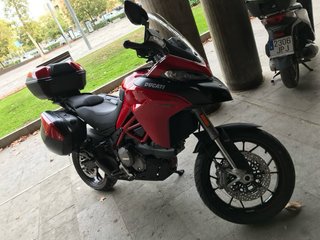 Ducati Multistrada 950S Roja