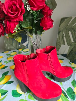 Botas rojas de tacón