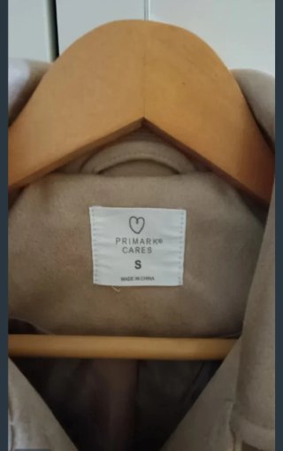 Chaqueta antelina oversize beige