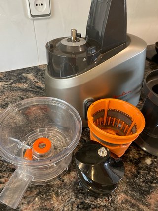 Licuadora Moulinex Infiny Juice Plata