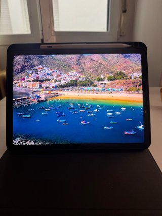iPad Air 5ª Gen 10.9 Space Gray + Pack regalo