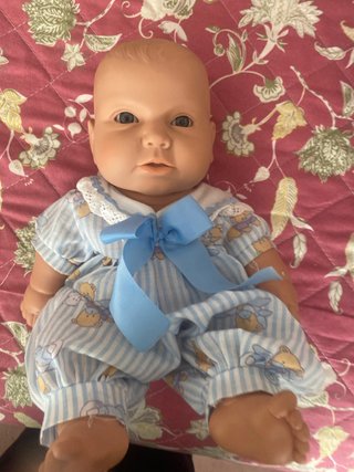 Muñeco bebé con pijama de ositos