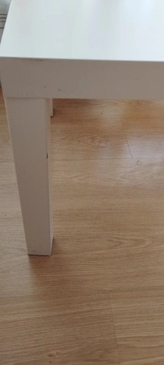 Mesa auxiliar Ikea Lack blanca