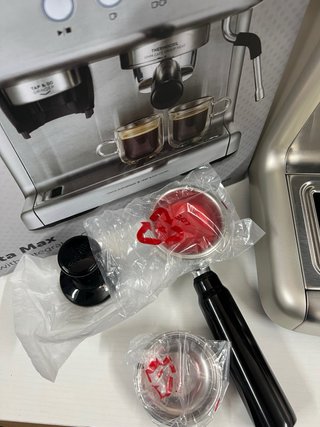 Cafetera Breville Barista Max