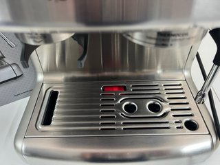 Cafetera Breville Barista Max