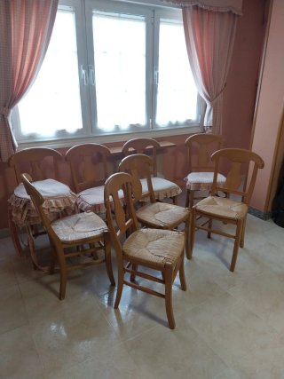 8 Sillas de Cocina Rattan y Madera con cojines