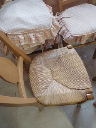 8 Sillas de Cocina Rattan y Madera con cojines