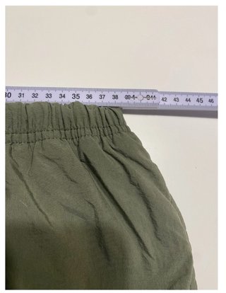 Costume Nike a pantaloncino verde oliva Taglia S