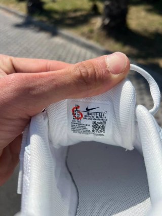Nike Initiator