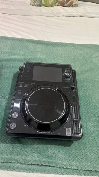Pioneer XDJ-1000MK2 + decksaver + maleta