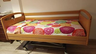 Cama articulada 90cm madera y metal