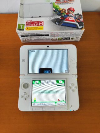Nintendo 3DS XL Bianca Mario Kart 7 Bundle (CIB)