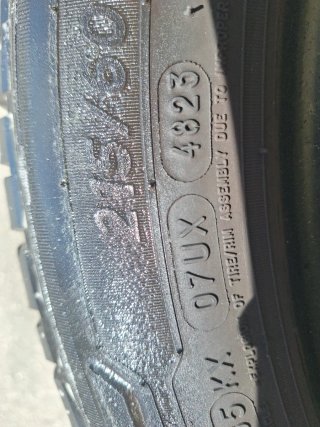 Neumáticos 215/60 R17C