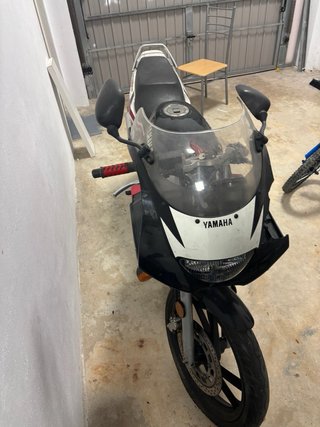 Yamaha TZR Roja - Para Reparar