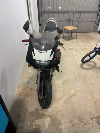 Yamaha TZR Roja - Para Reparar