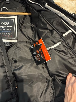 Chaqueta y Guantes Moto Mujer