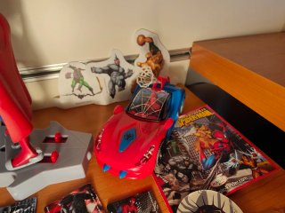 Lotto Giocattoli e Carte Supereroi Marvel e DC