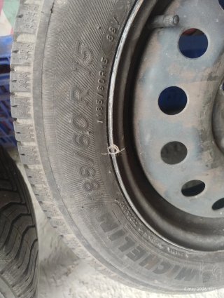 2 Ruedas ford fusion llanta 15" con neumaticos
