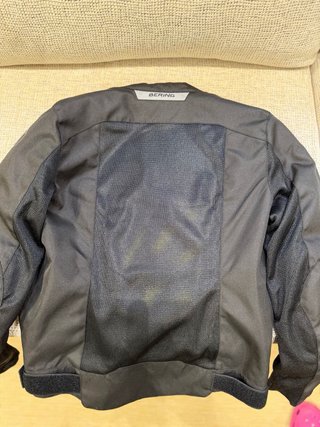 Cazadora Bering moto mujer Talla XS. Entretiempo.