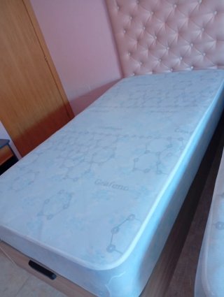 Base de cama tapizada
