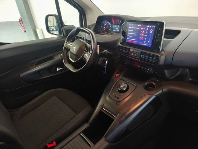 Peugeot Rifter 2022, foto 29