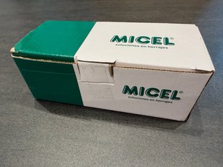 Pomo y manecilla para puerta