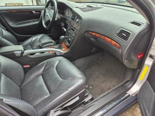 Volvo XC70  cross country 2.4 D5
