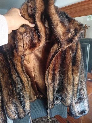 Chaqueta Zara efecto pelo Talla M