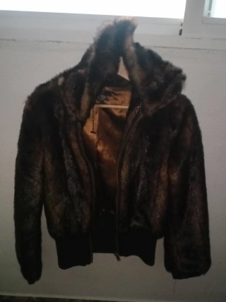 Chaqueta Zara efecto pelo Talla M