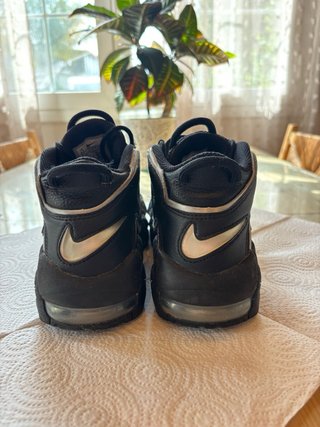 Nike Air More Uptempo nere e argentate