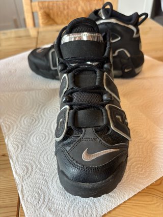 Nike Air More Uptempo nere e argentate