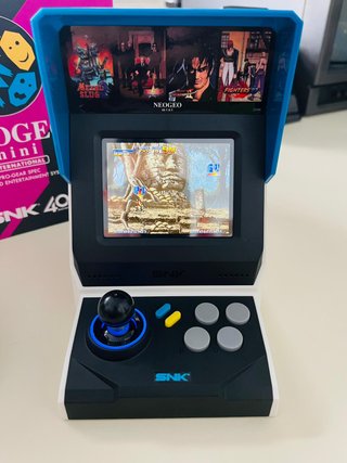 Neo Geo Mini + 2 Controller + Cavi