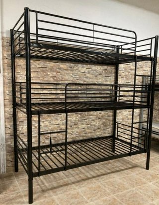 Cama Triple Metálica*. Negra. Práctica. ¡REBAJADA!
