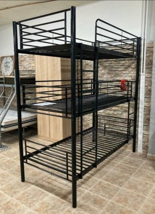Cama Triple Metálica*. Negra. Práctica. ¡REBAJADA!