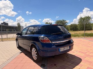 Opel Astra 2007