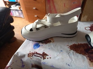 Sandalias deportivas blancas tallan grandes 41