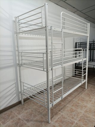 Cama Triple *Metálica*, Blanca. Reforzada. OFERTA!