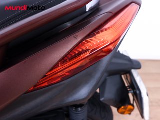 YAMAHA X-MAX 300 ABS