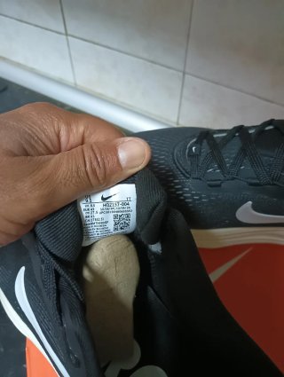 Nike Vomero 18 Talla 43 Negras