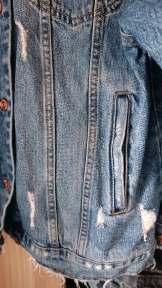 Chaqueta vaquera Zara desgastada Talla S