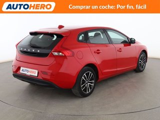 Volvo V40 2.0 T2 Momentum